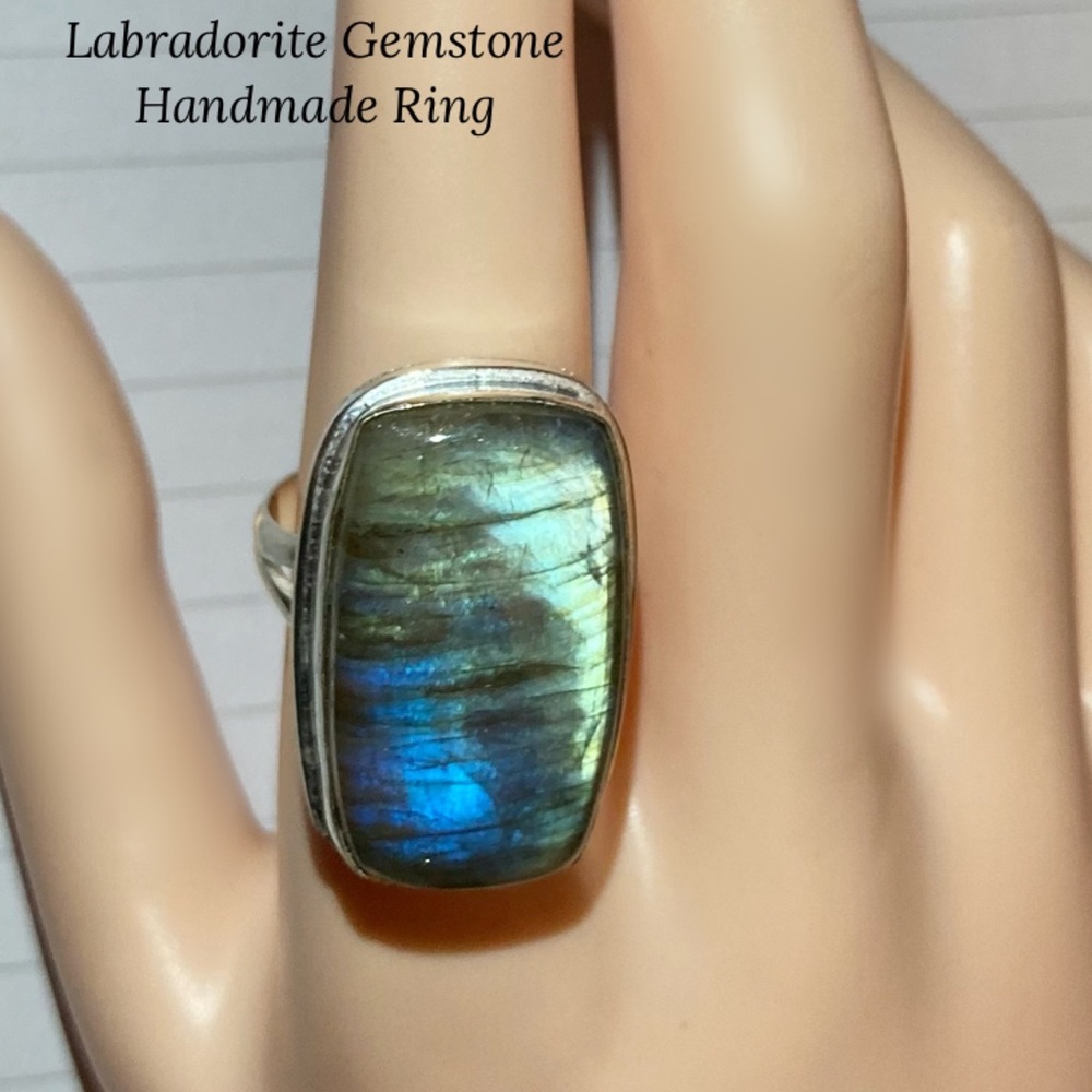 Fiery Labradorite Gemstone Handmade Ring
